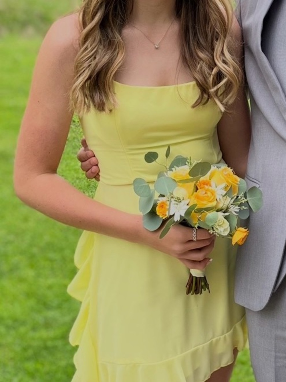 Lucy in the Sky Pale Yellow Sleeveless Ruffle-Hem Mini Dress